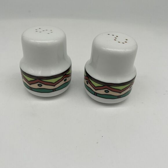 Southwestern Aztec Style Salt And Pepper Shakers - Picture 1 of 6